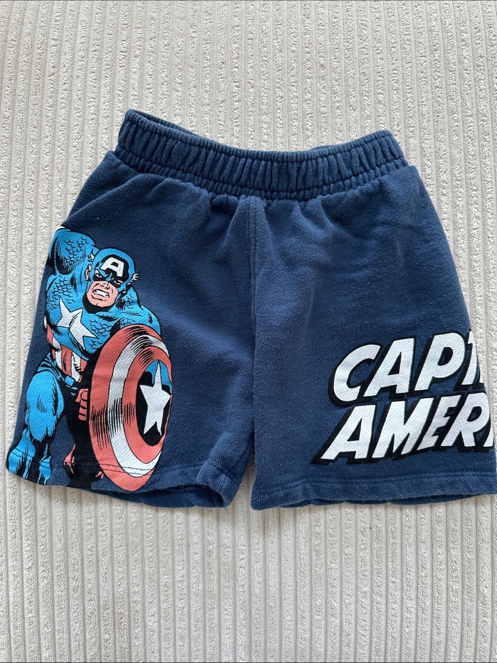 Zara Kids Marvel Captain America Navy Shorts in Size 6